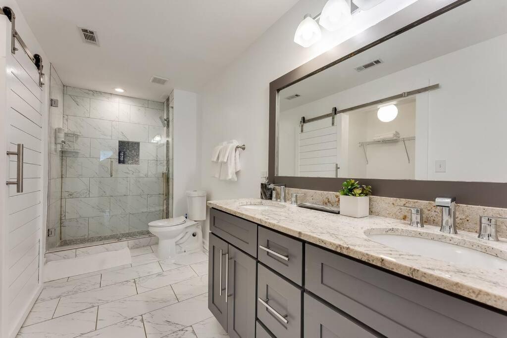 Luxury Atlanta Home - Self Check-In Pet Friendly Free Parking Exteriör bild