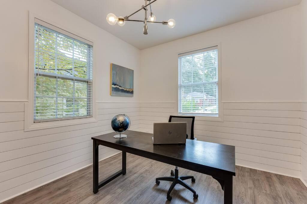 Luxury Atlanta Home - Self Check-In Pet Friendly Free Parking Exteriör bild